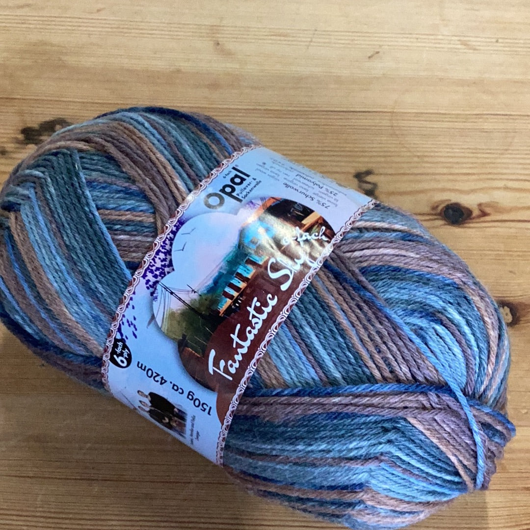 Opal Fantastic Sky 6-ply sock yarn